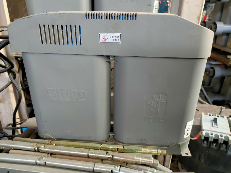 智能式低压电力电容器